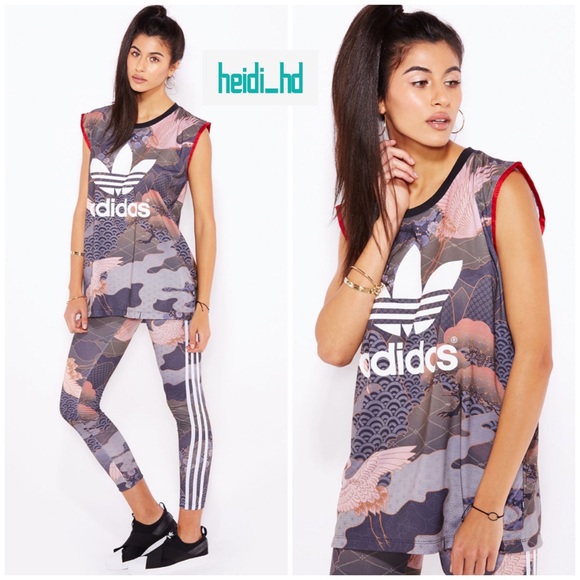 adidas Tops - 📦📦📦 SOLD 📦📦📦